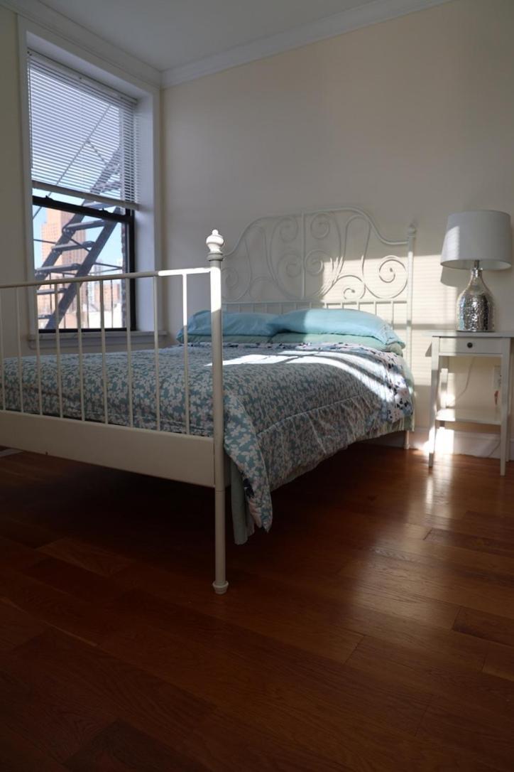 Modern In By Central Park Apartment