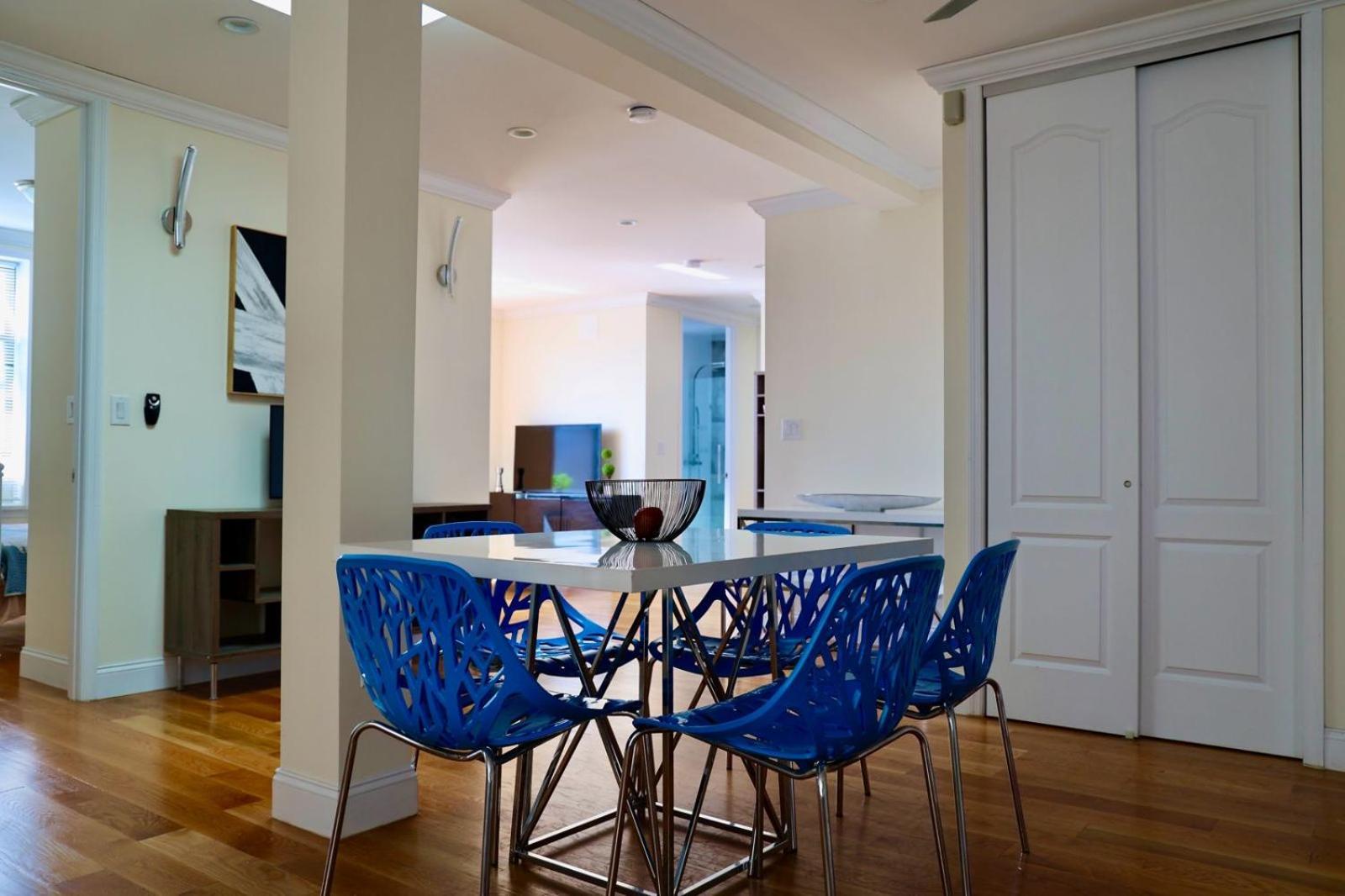 Modern In By Central Park *