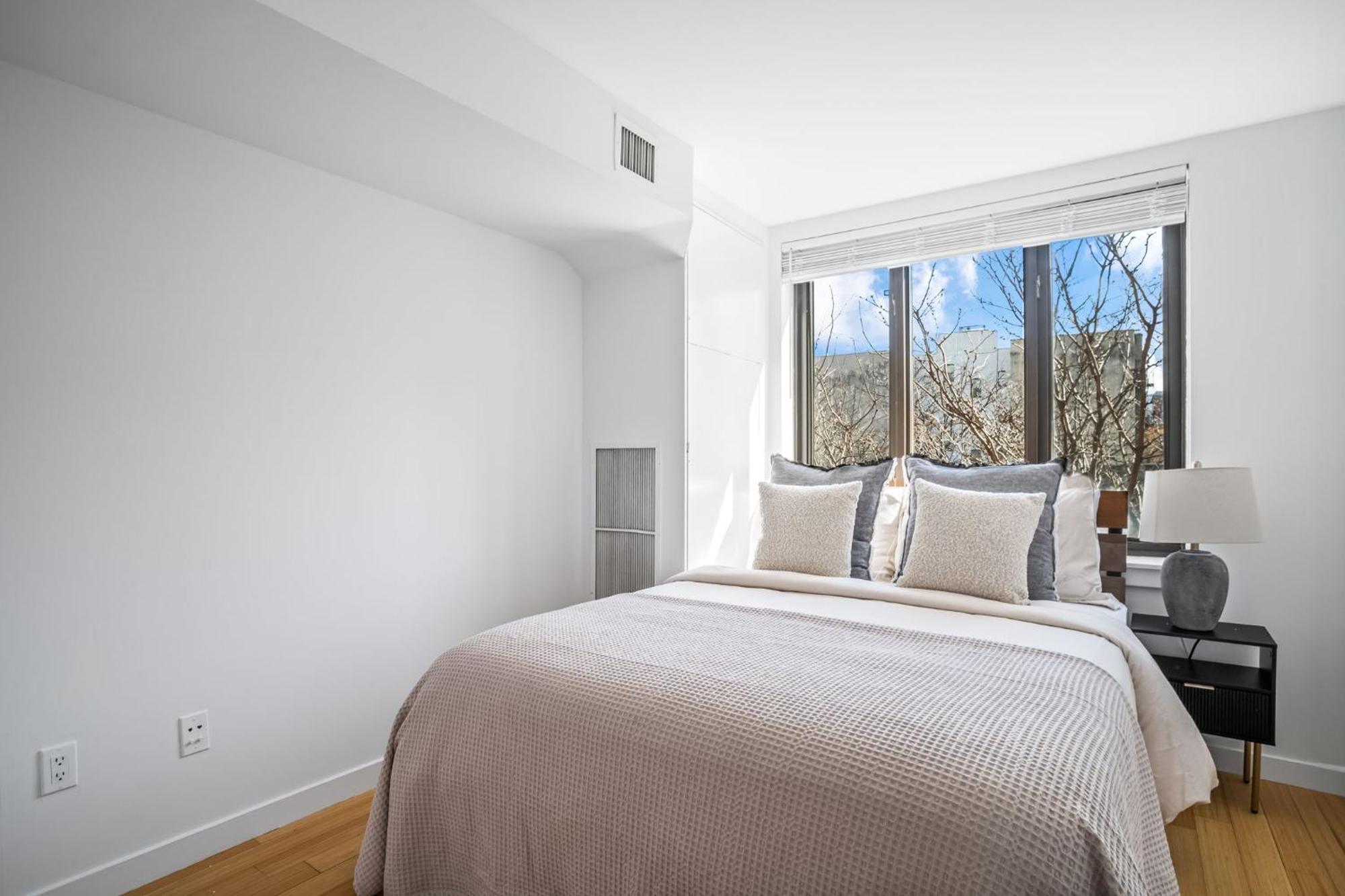 Family 3 Bedroom 1 Bath Getaway New York