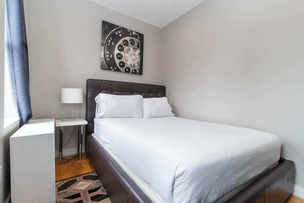 Renovated Lower Eastside 2br Washer Dryer * New York