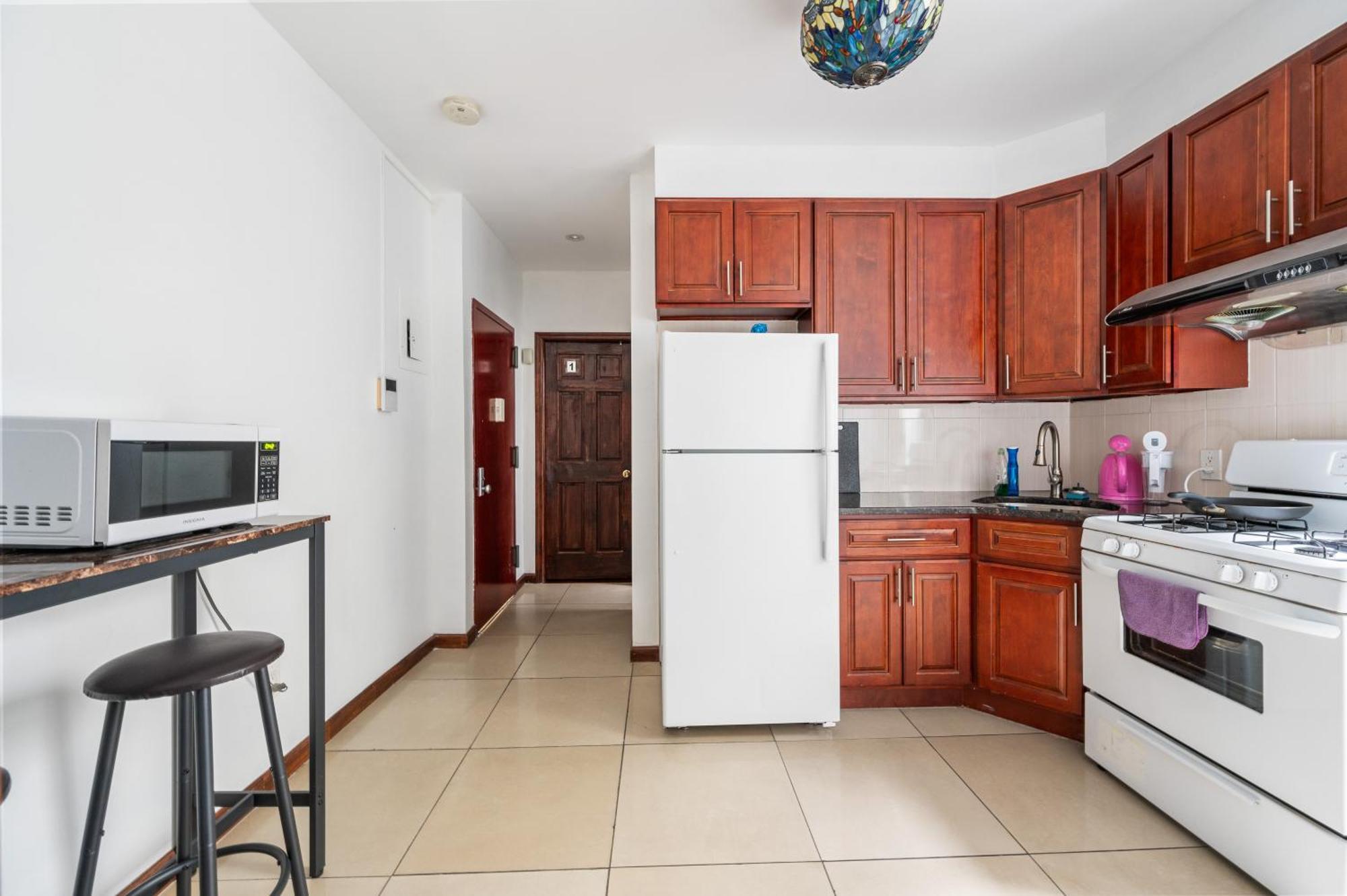 Lower East Side Vintage Cozy 2bedroom New York