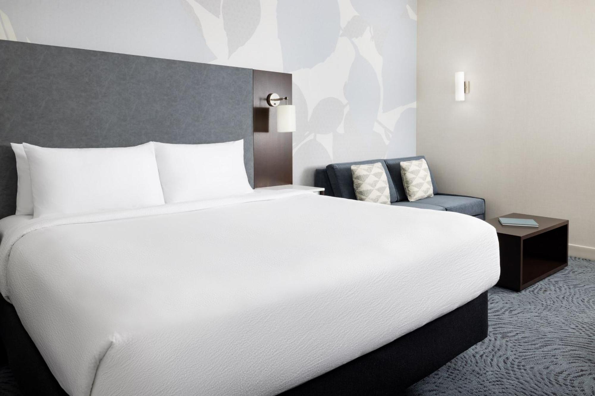 Hotel By Marriott Downtown Manhattan/world Trade Center Area New York