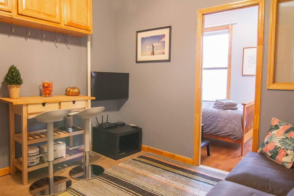 Apartment 2 Bedroom With 3 Beds - Friends & Family New York