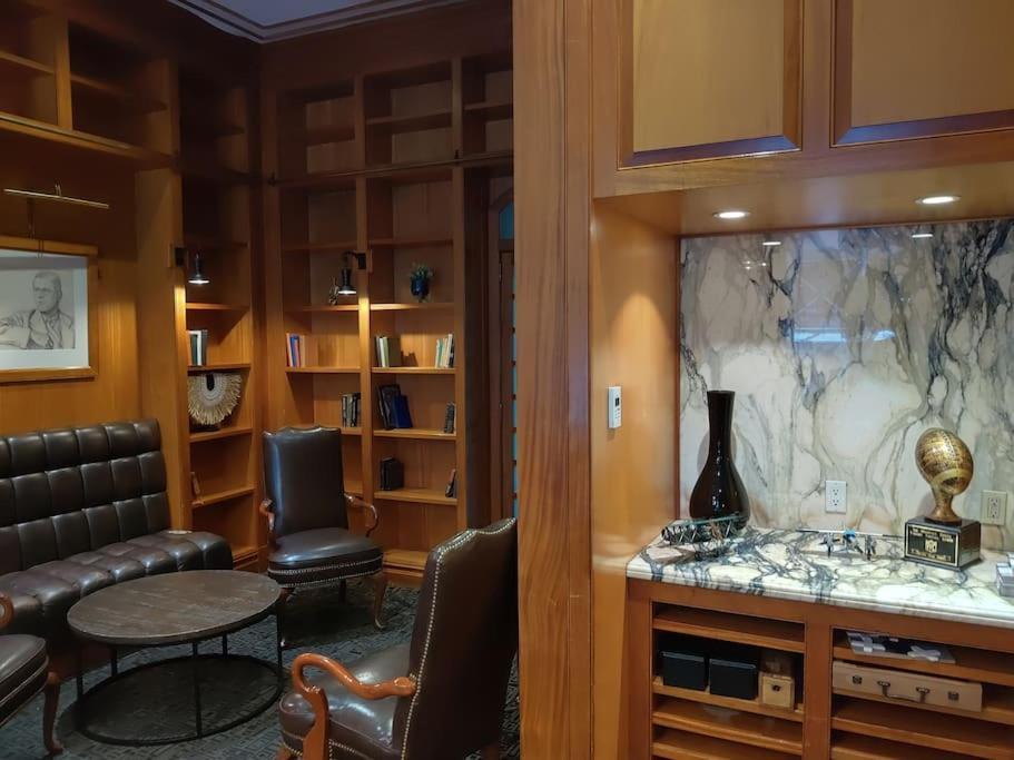 1-bedroom At The Mansfield Midtown * New York