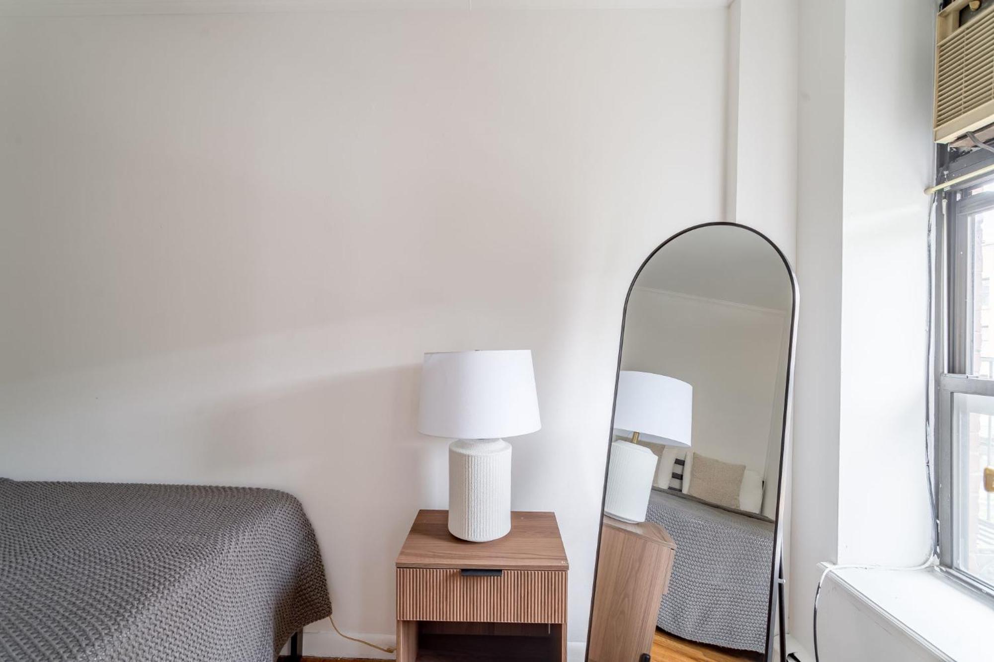 3bd 1bath Cozy Near Times Square Apartment *
