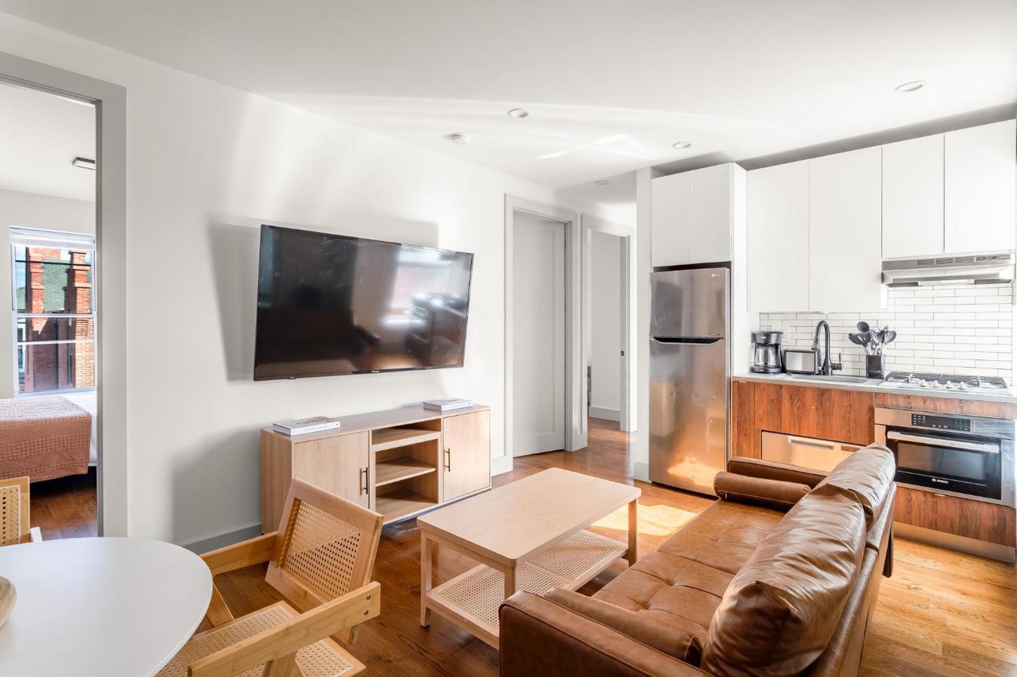 Charming 3bd 2bath Near Tompkins Square Park Apartment