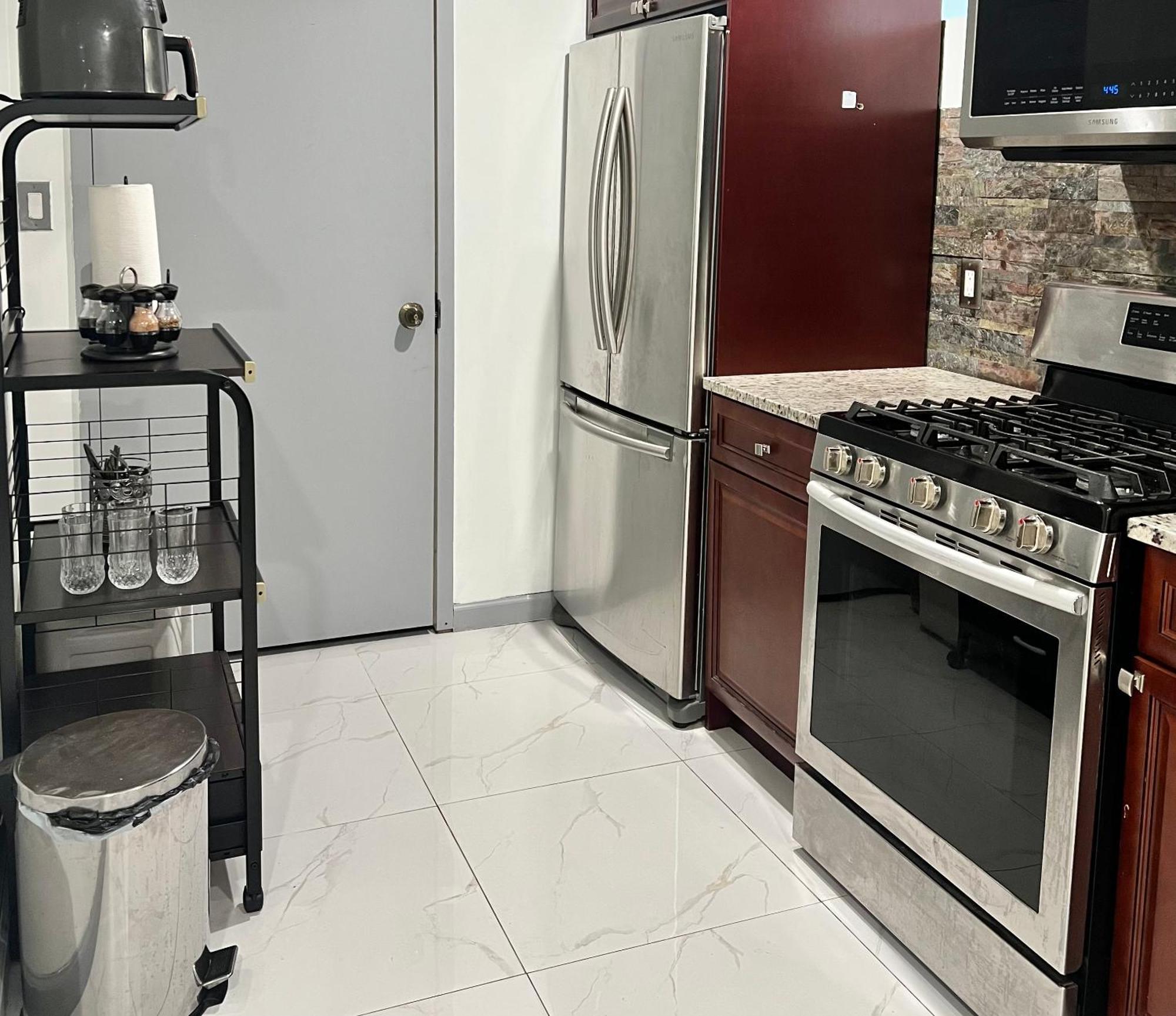 Luxury - Cheap Jfk Pick Up & Drop Off Available * New York