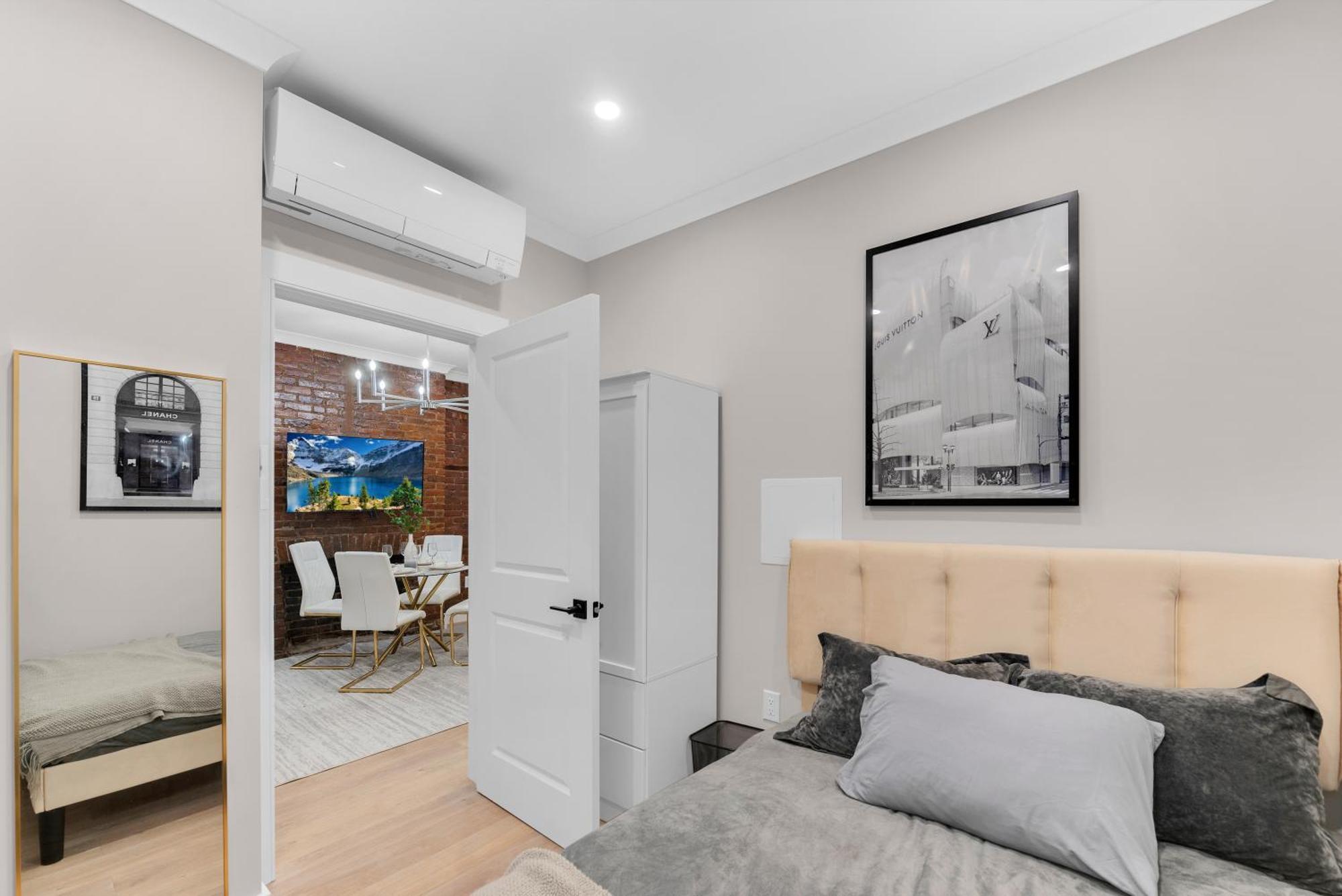 Modern 3bd Rose Hills Manhattan Terrace Space Apartment