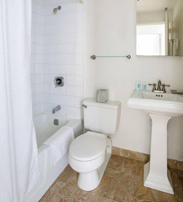 Airy 1br & 1bth - Manhattan Nyc Apartment