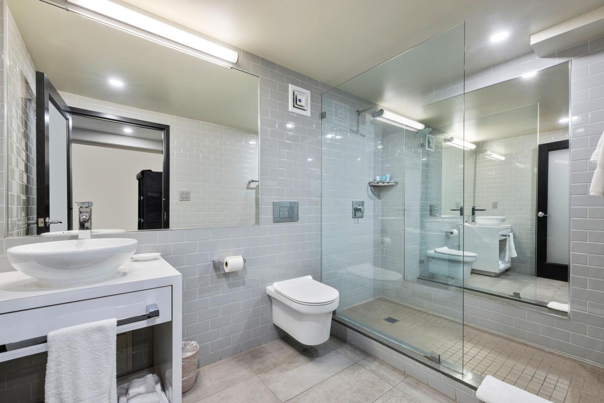 Hotel Hudson Yards 3*