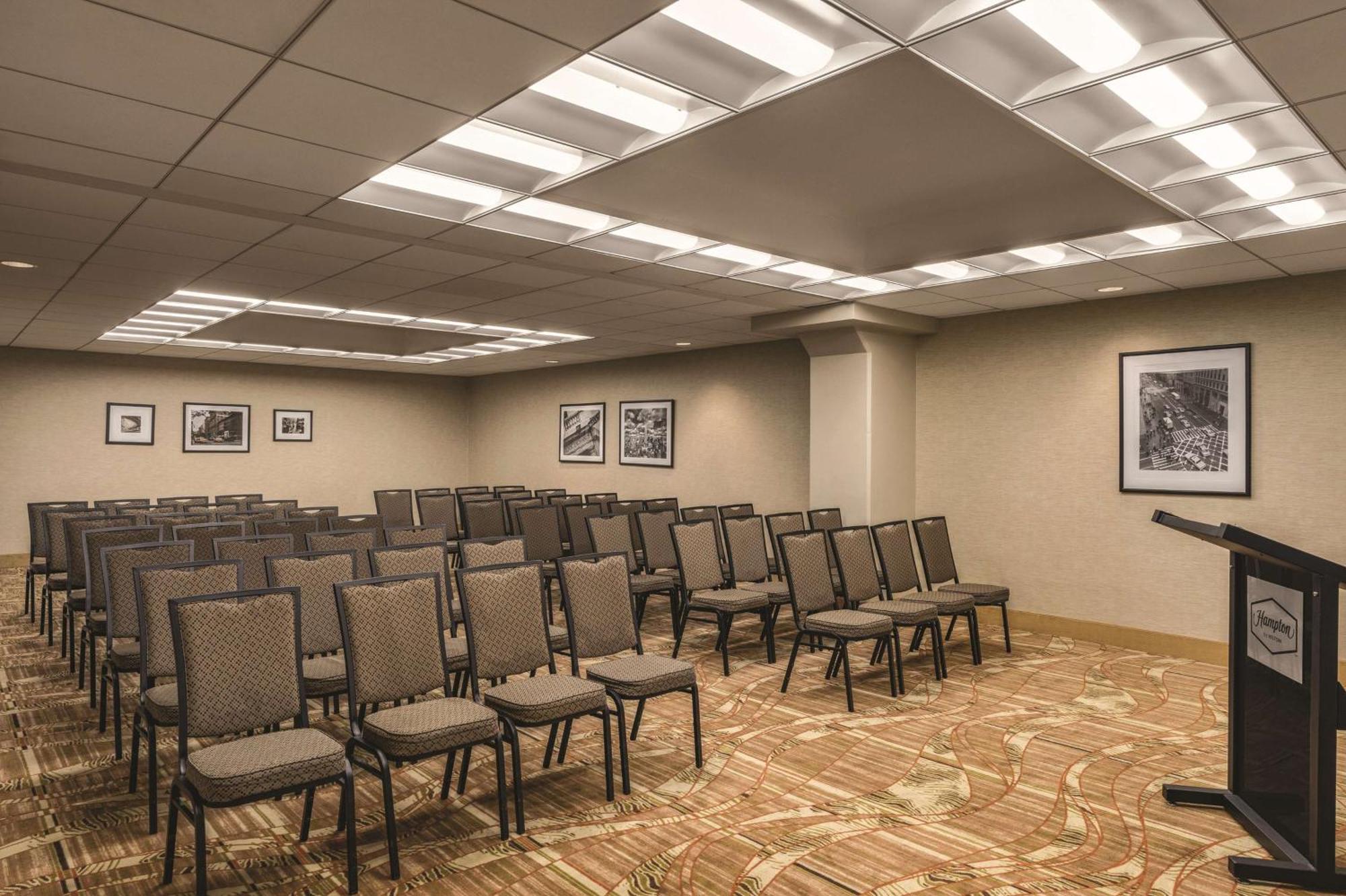 Hampton - Laguardia Airport Hotel