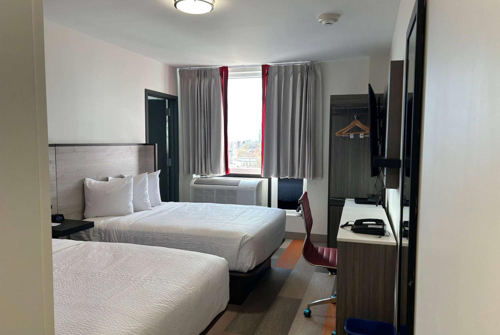 Hotel Ramada By Wyndham Brooklyn Near Flatbush