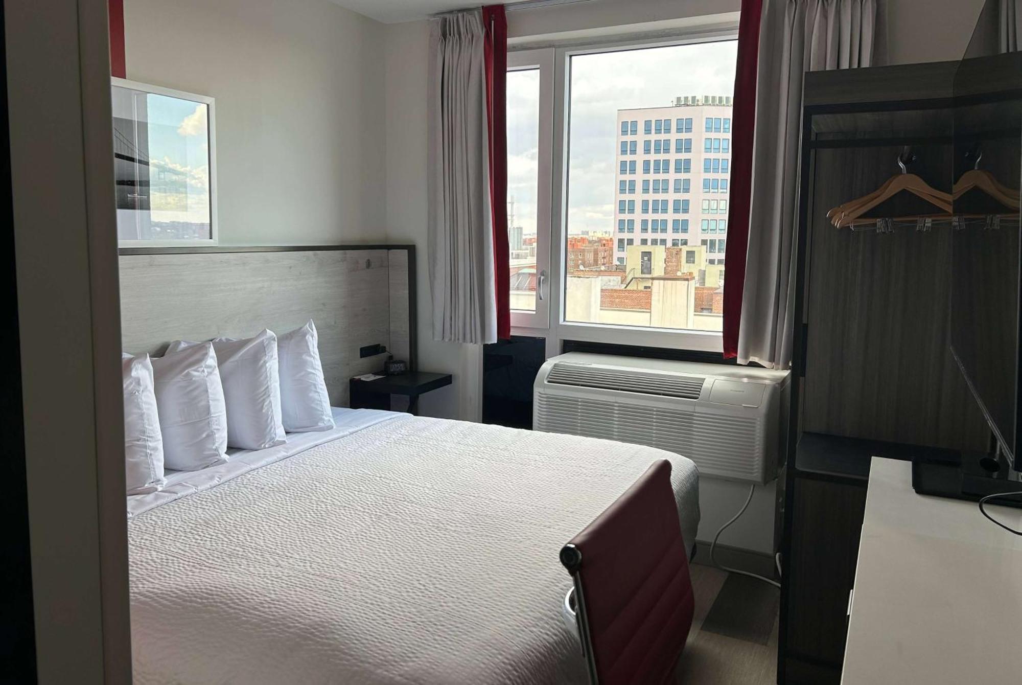 Ramada By Wyndham Brooklyn Near Flatbush Hotel 3*