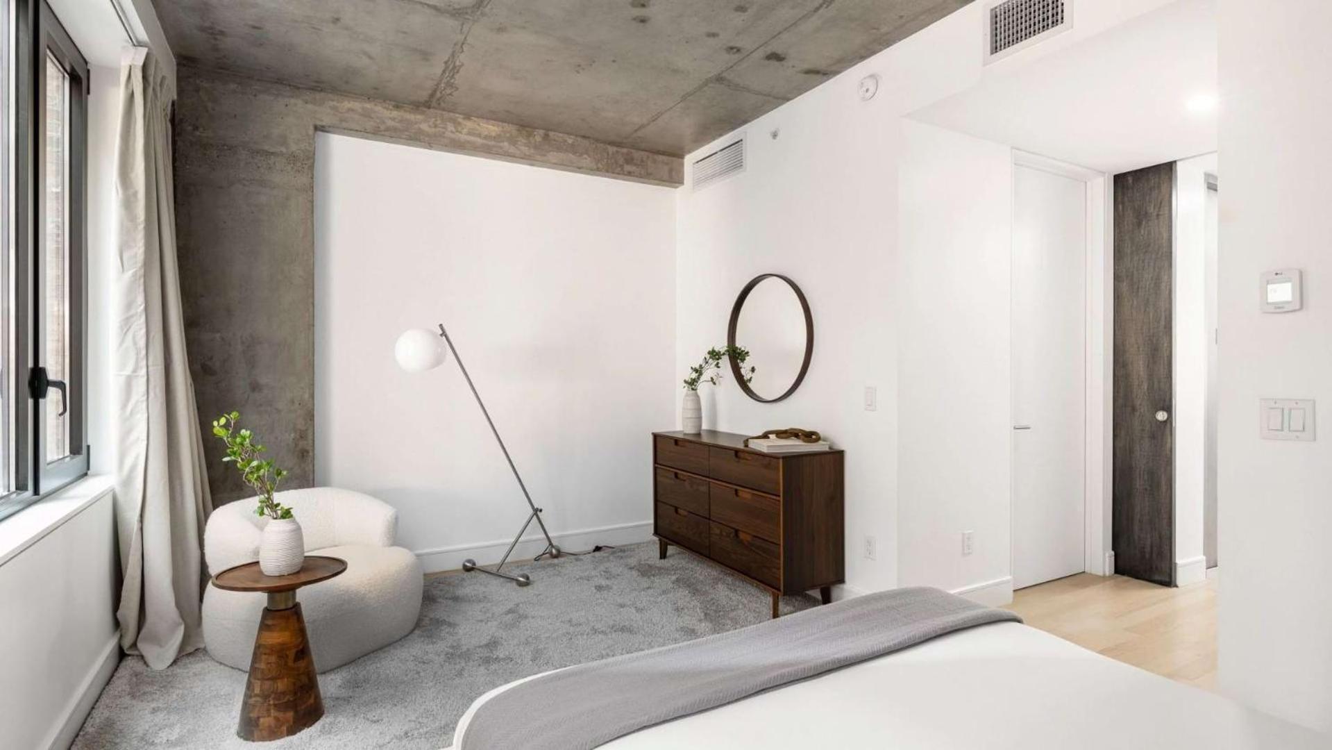 Penthouse In *