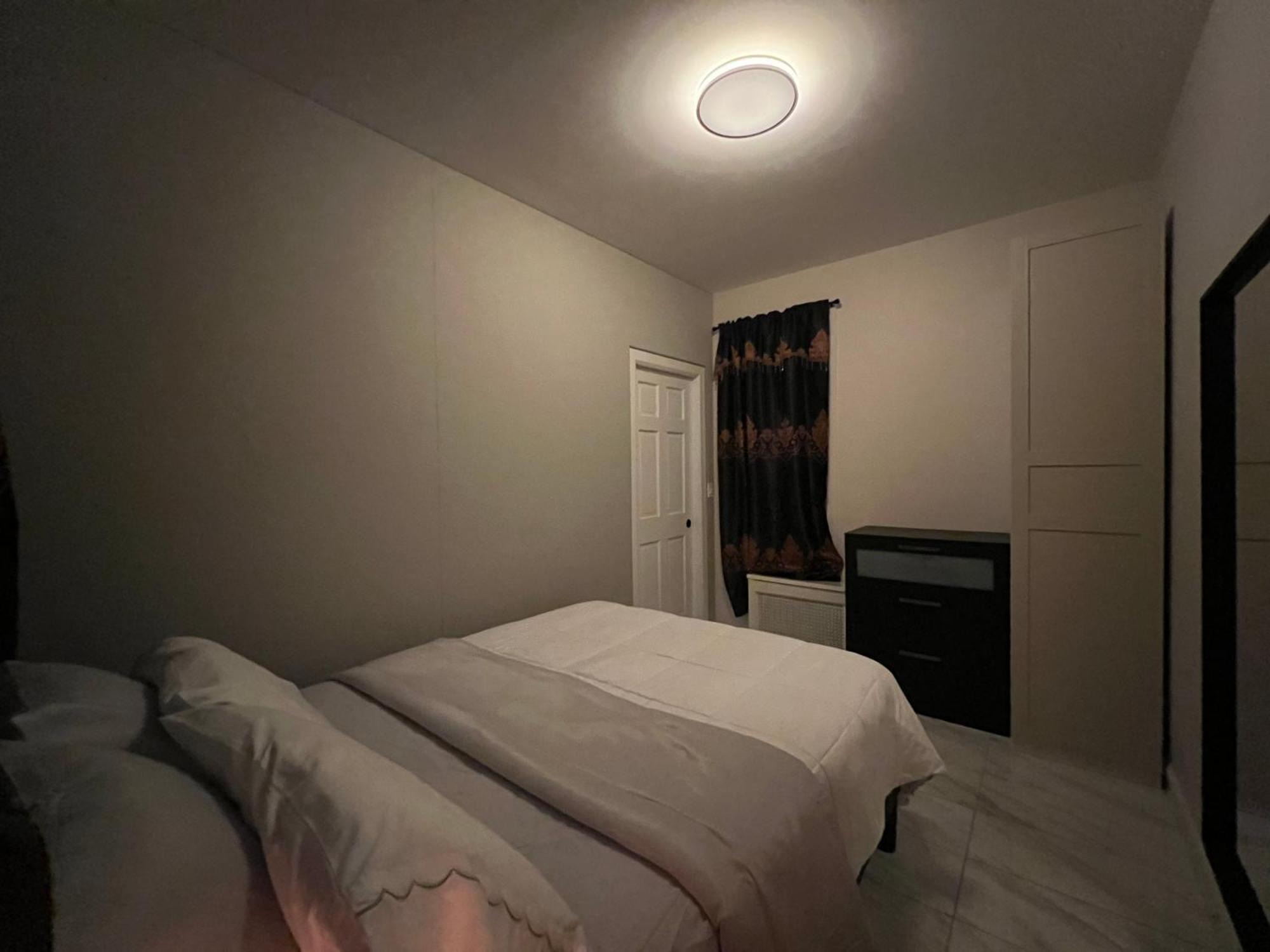 Gasthof 3 Bedrooms In 2nd Floor Modern Brooklyn Home, Close To J Train