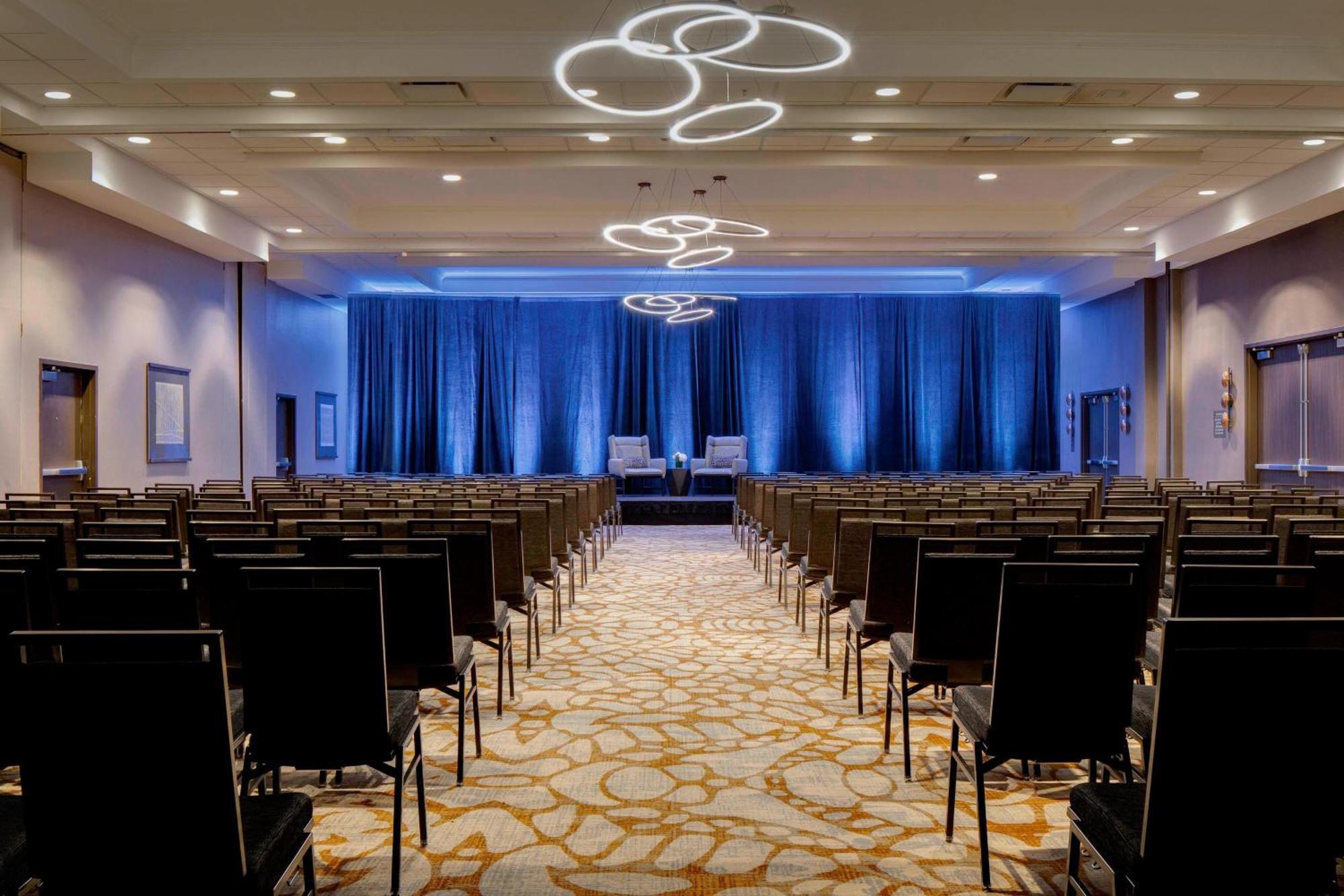 Laguardia Airport Marriott New York