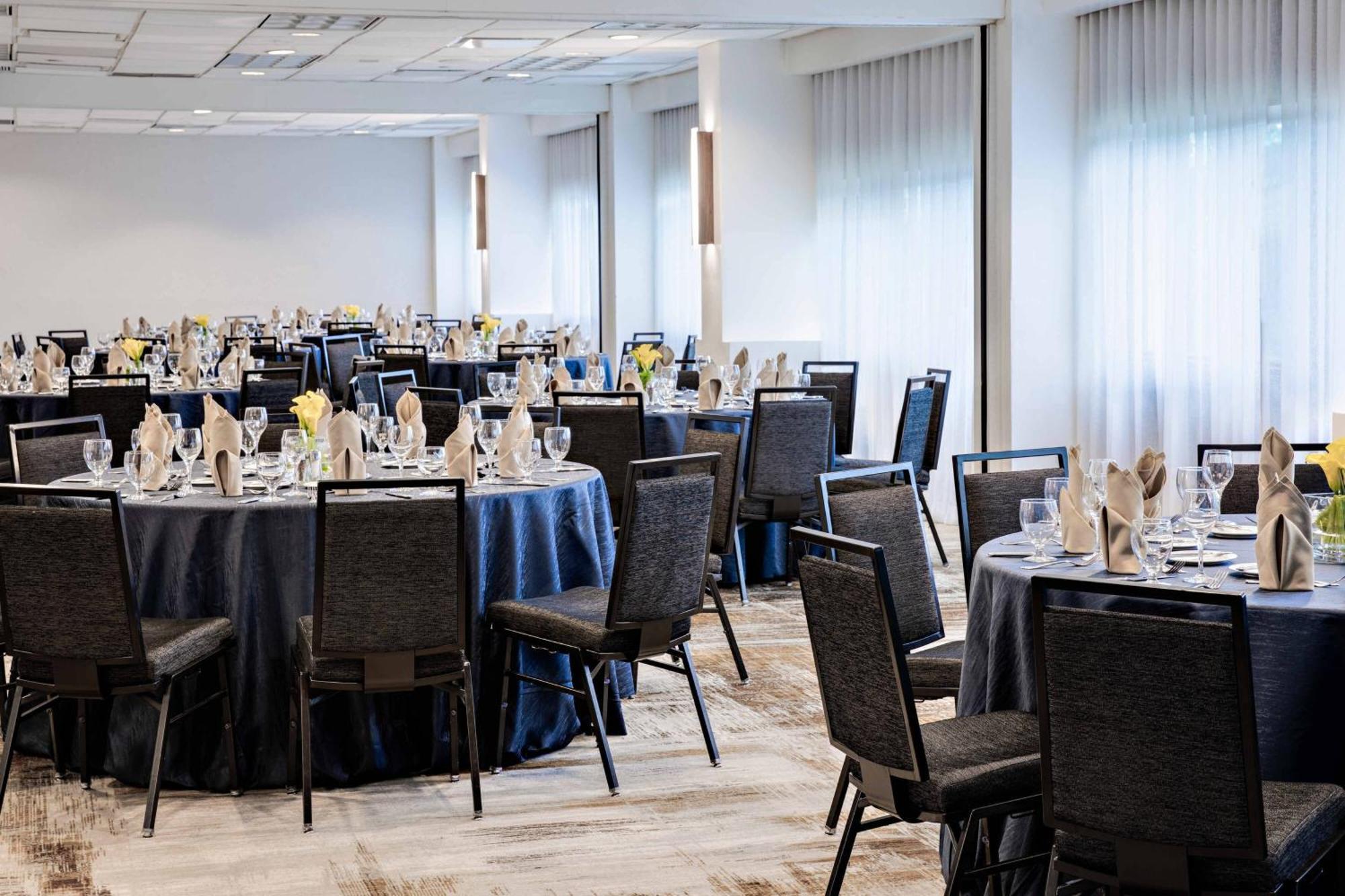 Laguardia Airport Marriott 4* New York