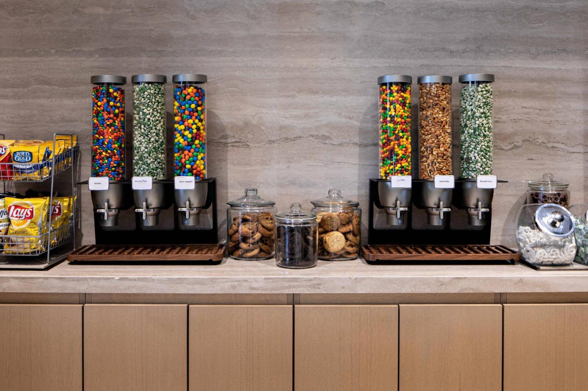 Laguardia Airport Marriott 4* New York