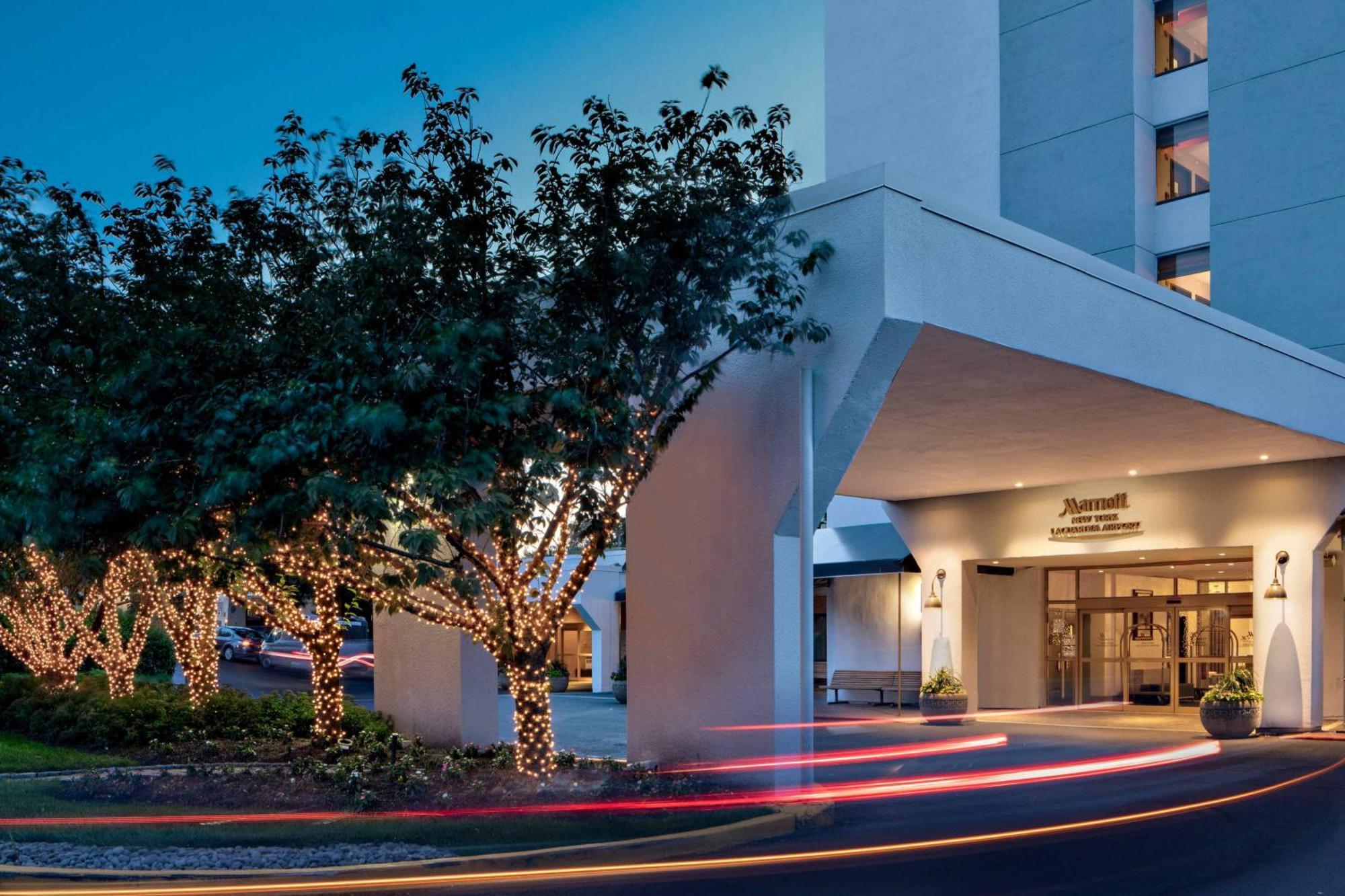 Laguardia Airport Marriott 4*