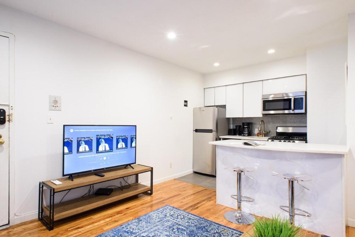26-4b Newly Furnished 1br W&d Courtyard *