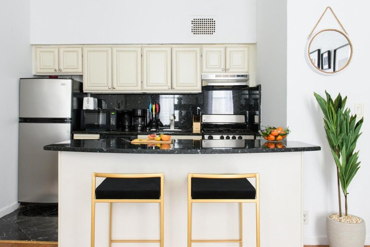 26-2b Gramercy Large 1br Wd In Unit Courtyard * New York