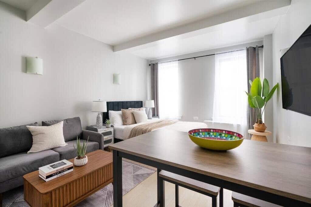 Apartment 73-705n Luxury Elv Bldg 24h Dm Gym New York