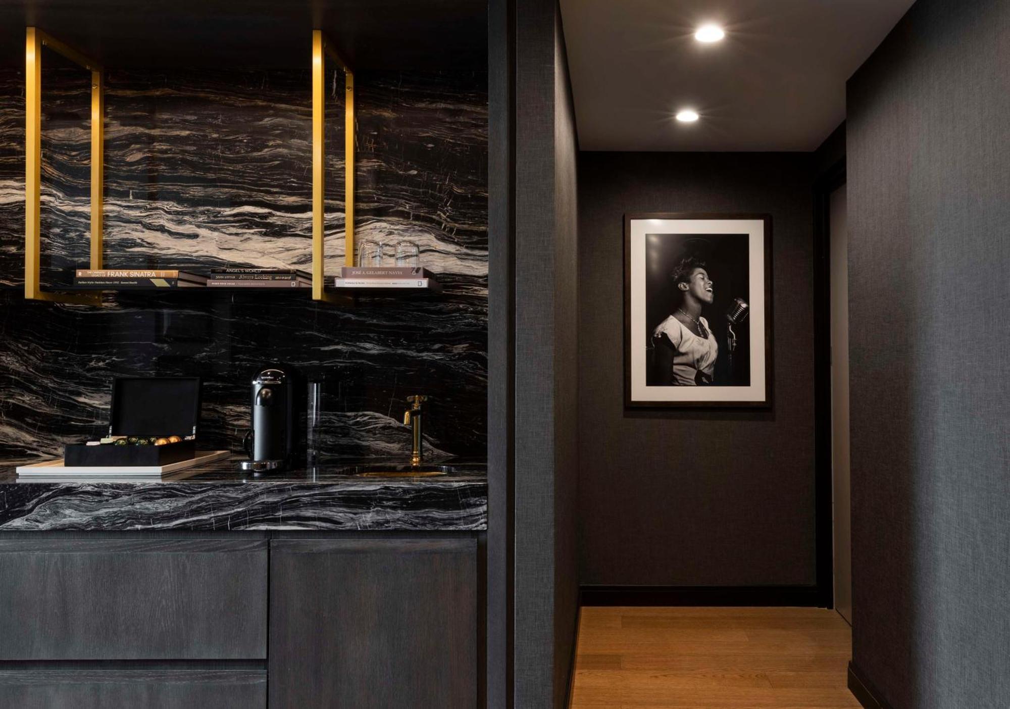 Thompson Central Park New York, By Hyatt 5*