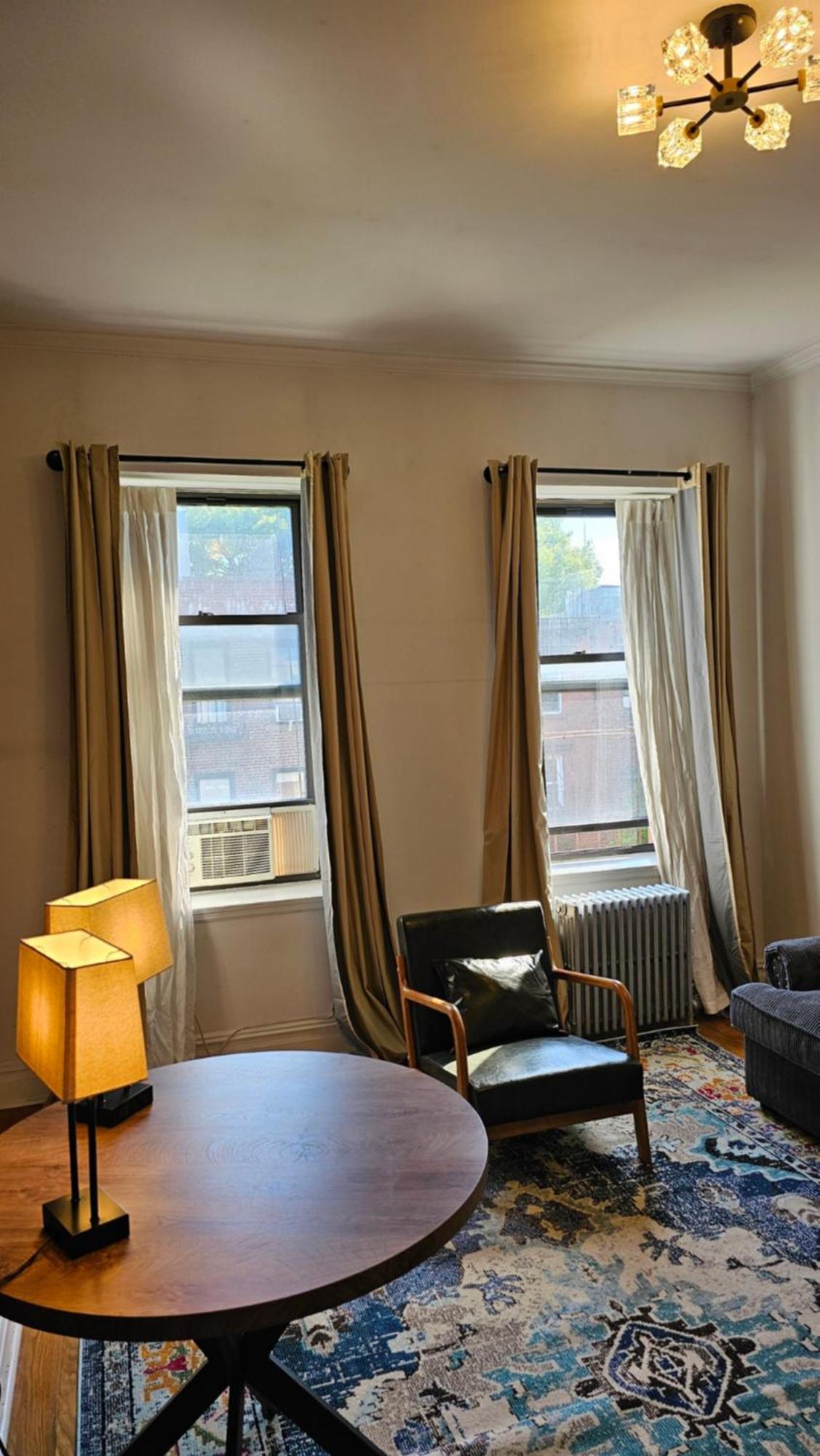 Lamartine Chelsea Hostel