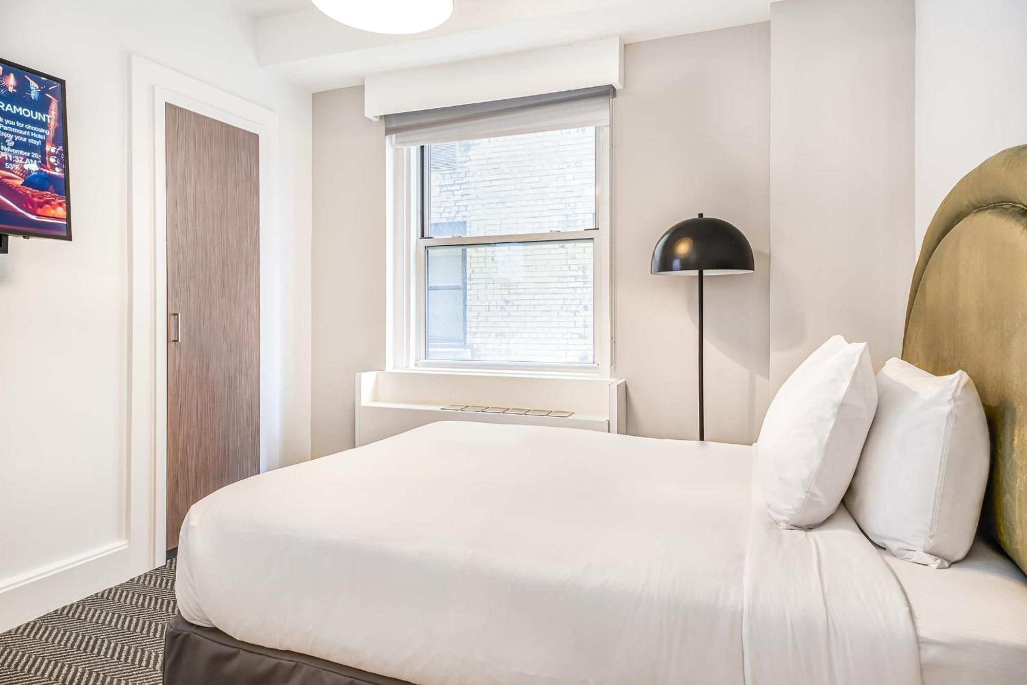 Paramount Times Square Hotel 4*