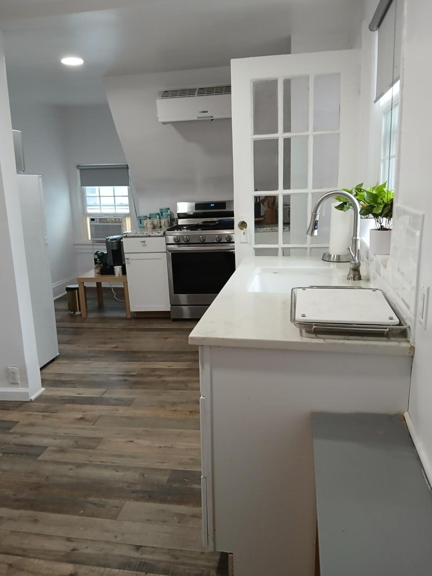 Gorgeous Victorian House!! Entire In Sam's * New York