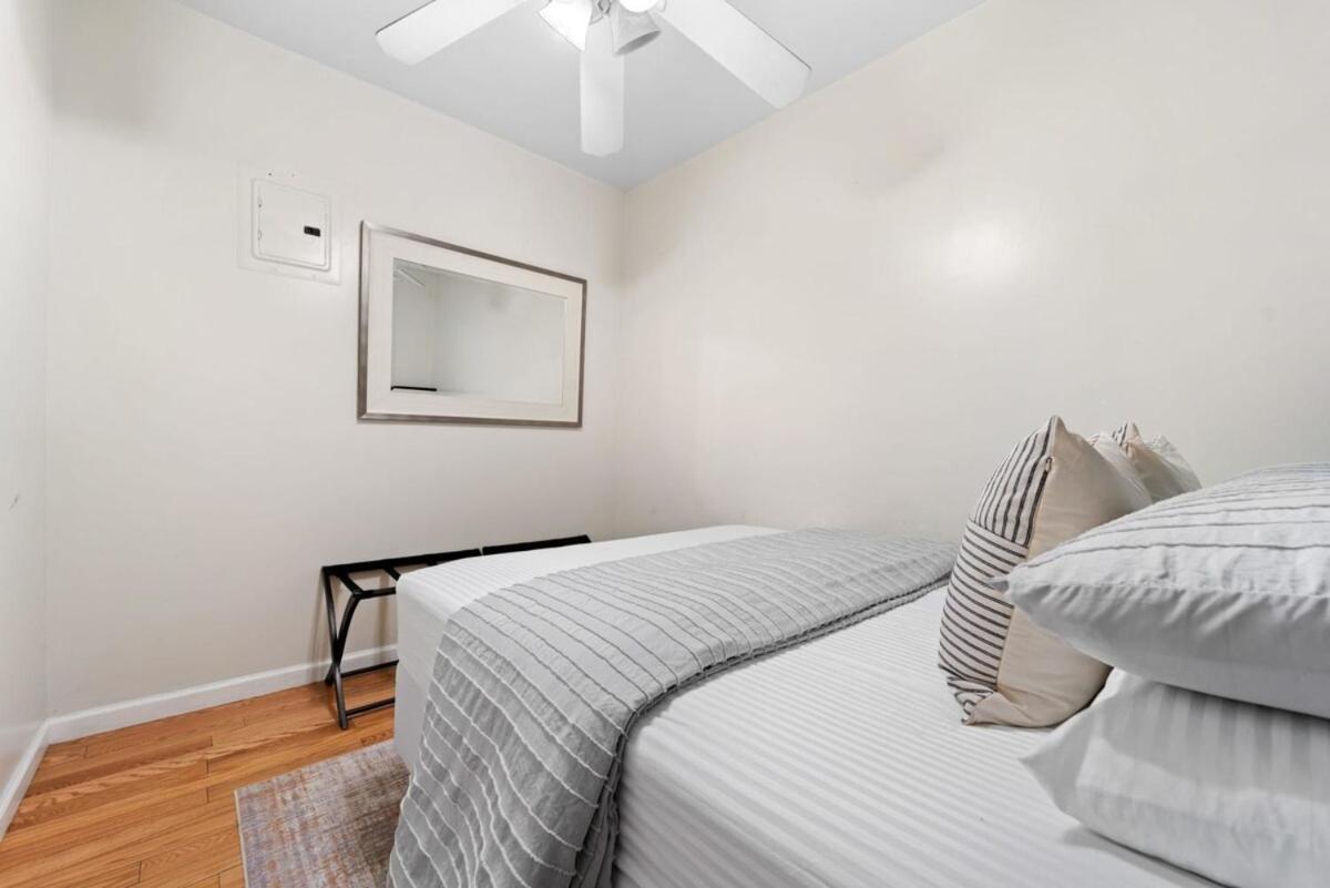 Apartment Convenient 2br - Walking Distance To Times Square New York