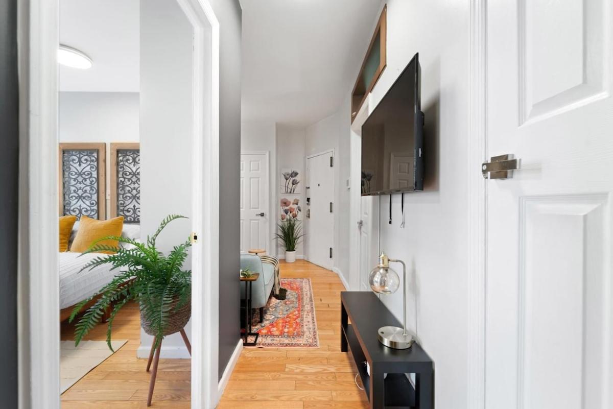 Convenient 2br - Walking Distance To Times Square *