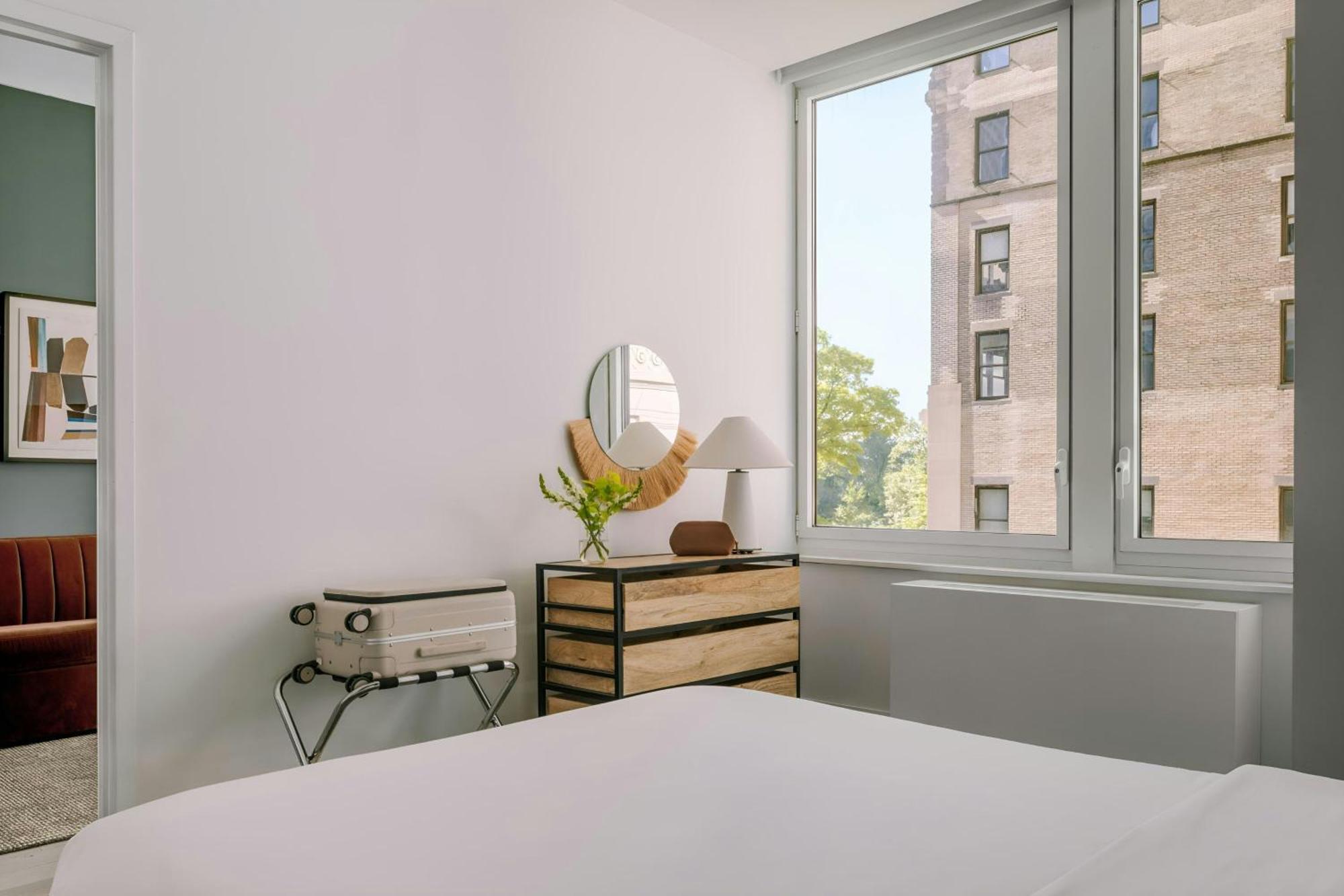 Sonder Battery Park Aparthotel 2*