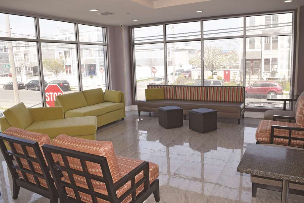 Hotel La Quinta & Far Rockaway - 2*