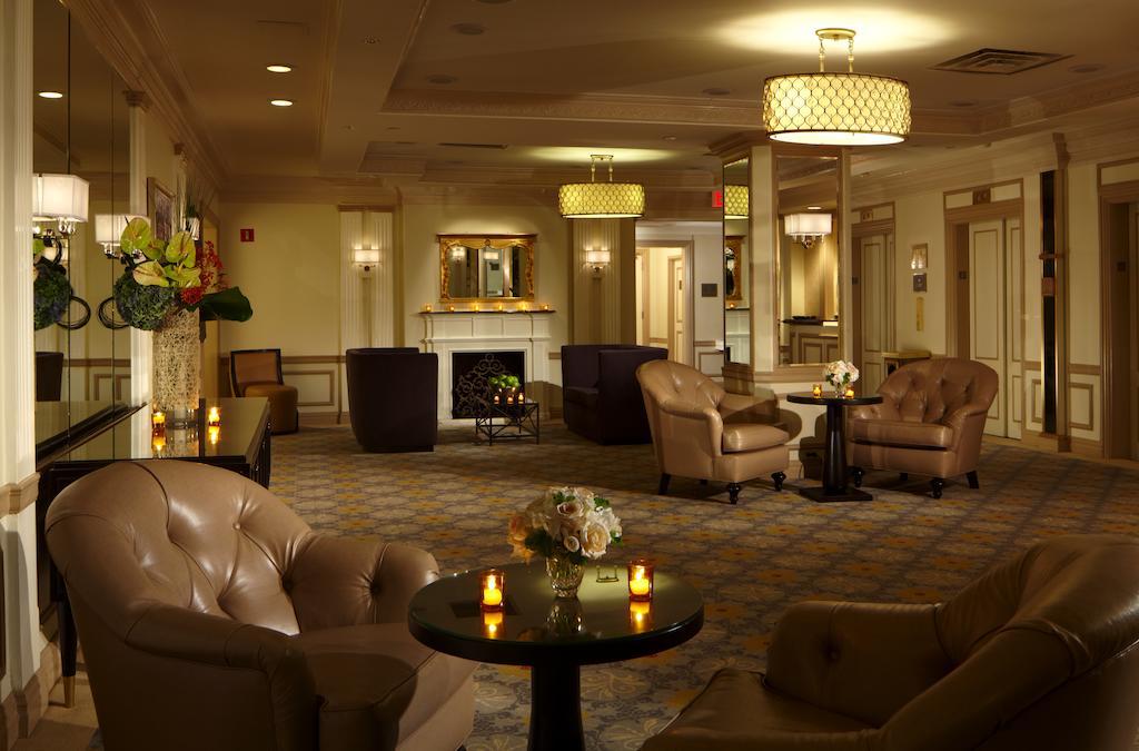 Warwick 4* New York