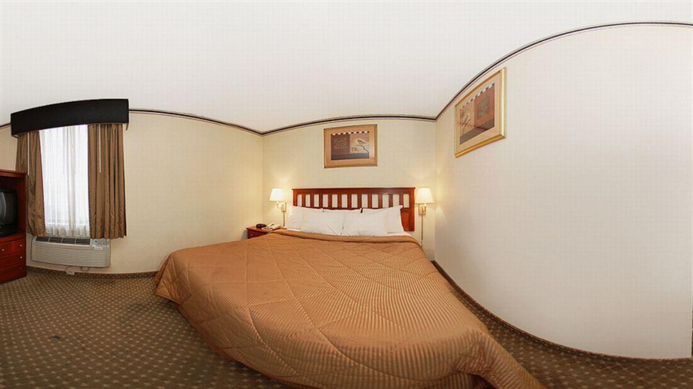 Red Lion & Long Island City Hotel 3*