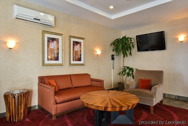 Holiday Express Staten Island West Hotel New York