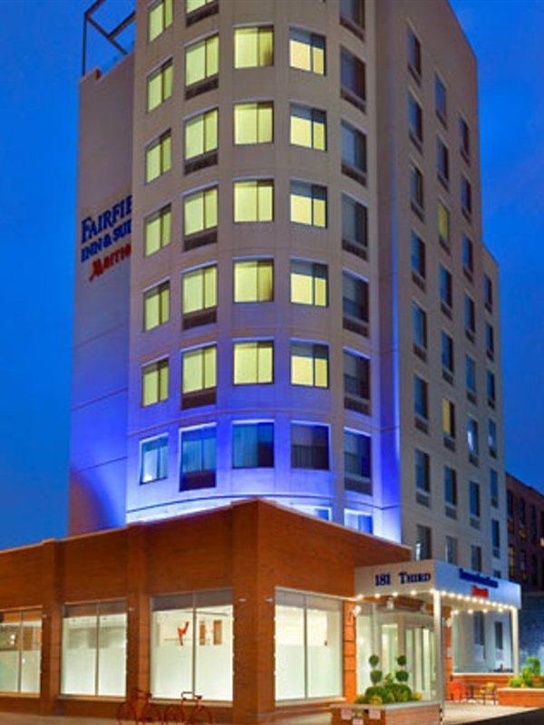 Hotel Fairfield & By Marriott Brooklyn