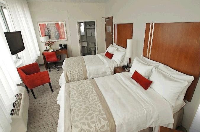 Fairfield & By Marriott Brooklyn Hotel New York