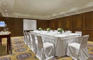 Hotel Park West 3*