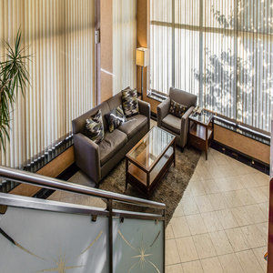 Red Lion & Long Island City Hotel