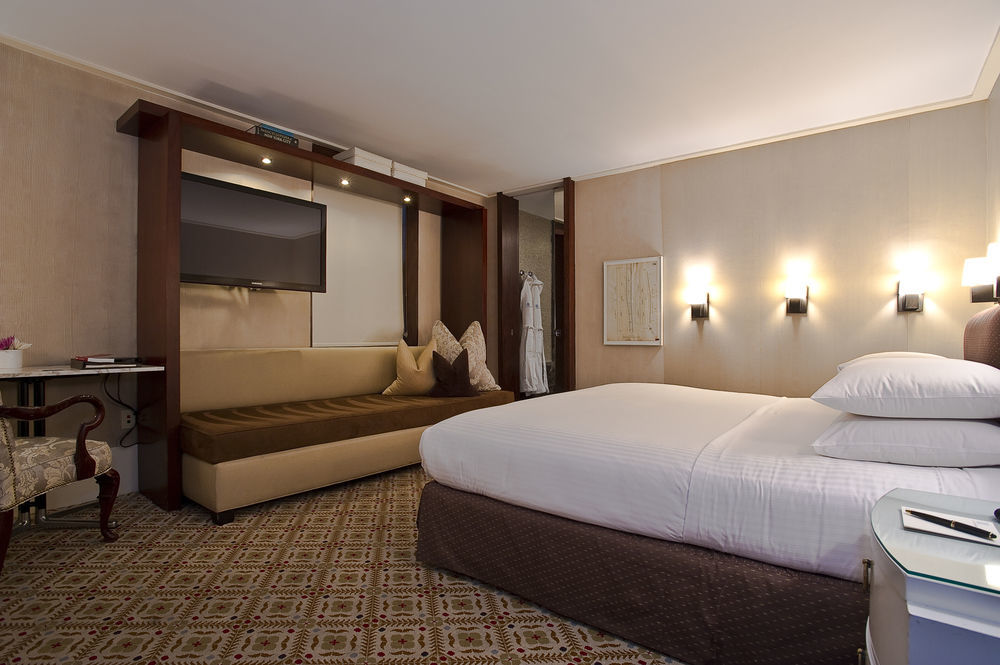 Hotel Club