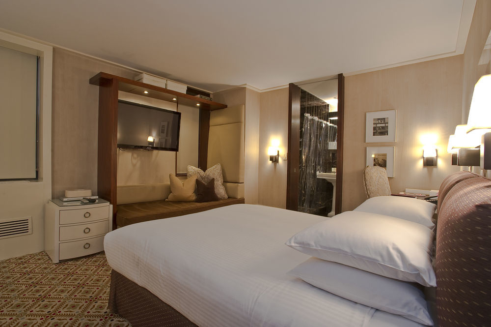 Hotel Club 4*