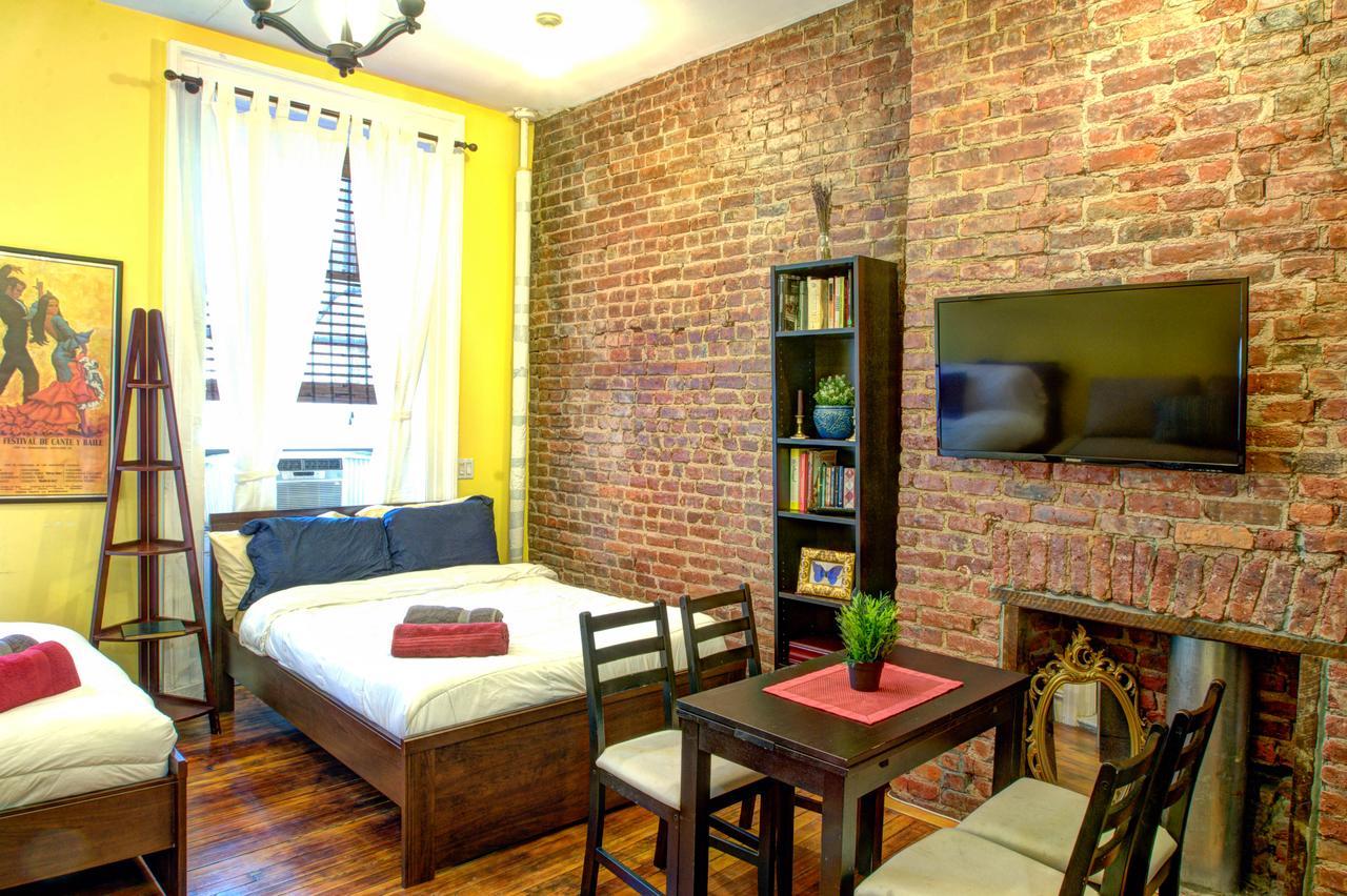 Hostel Chelsea Art