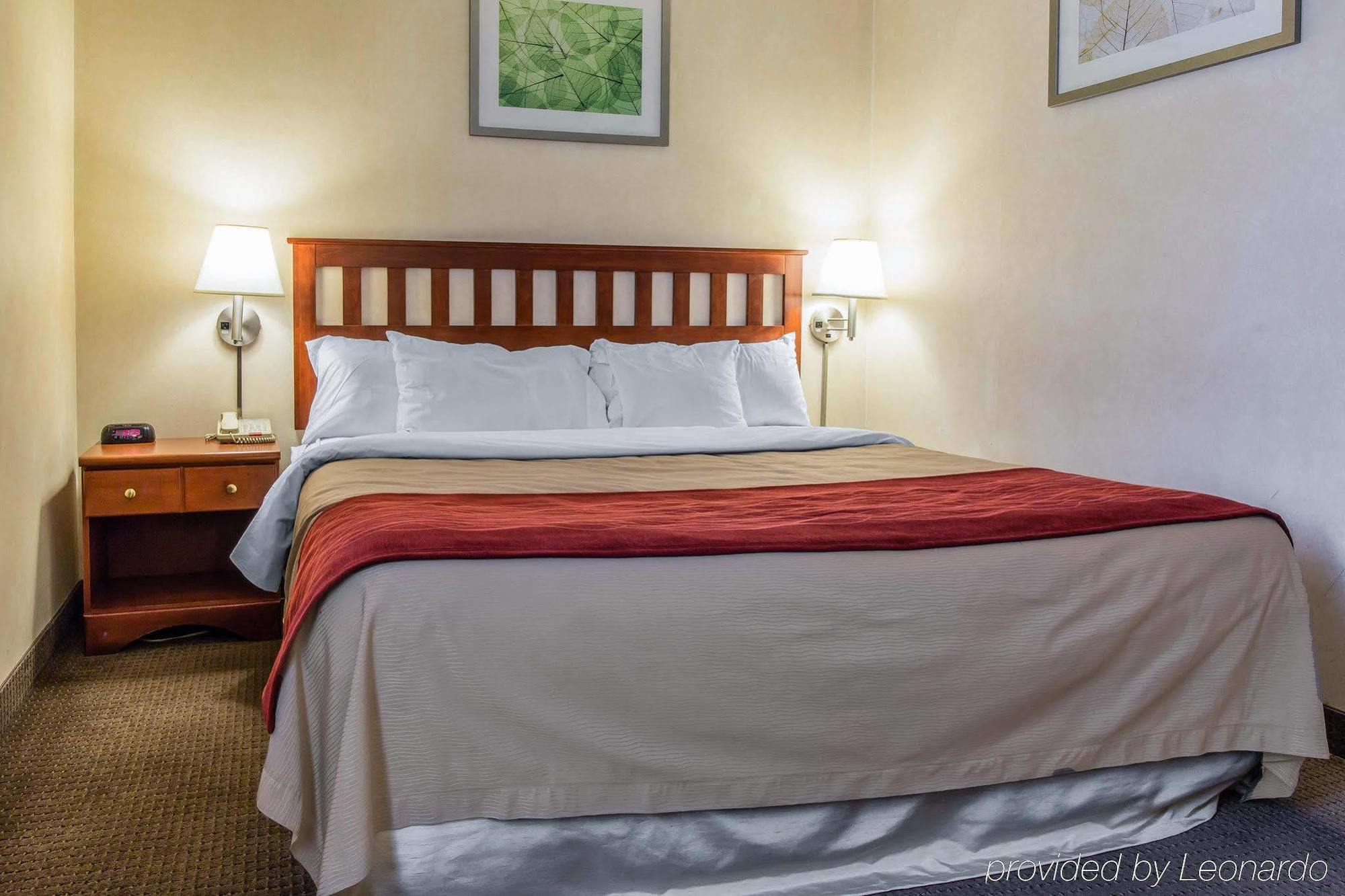 Red Lion & Long Island City 3*