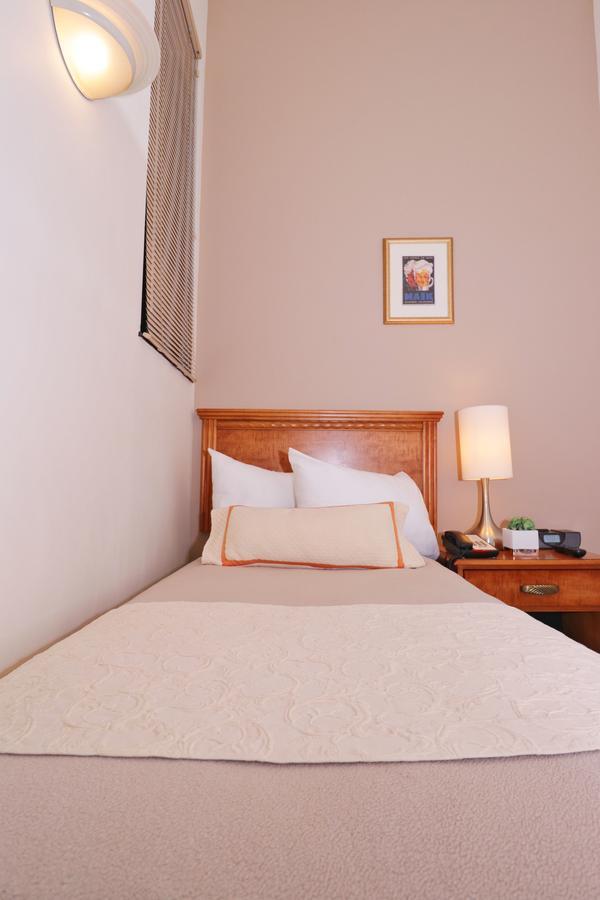 Americana Hotel New York