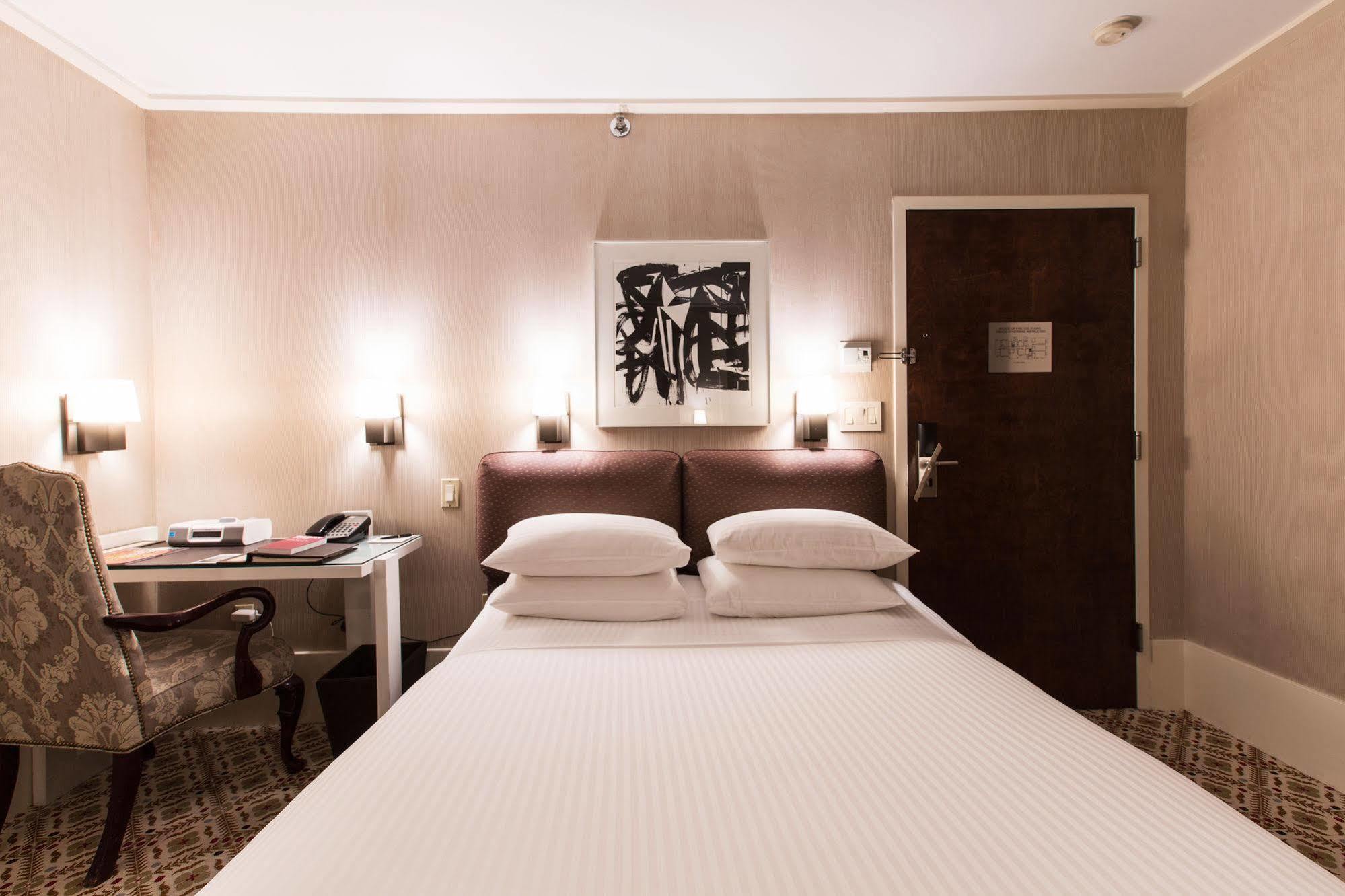 Hotel Club 4*
