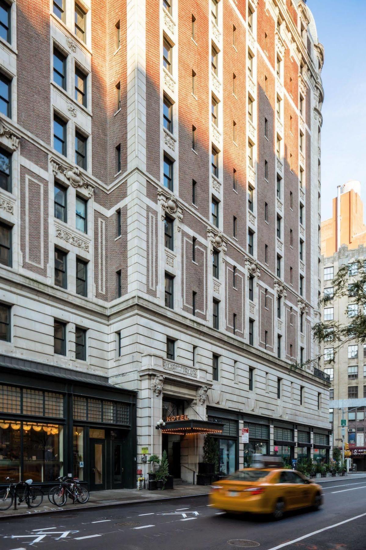 Hotel Ace 4*