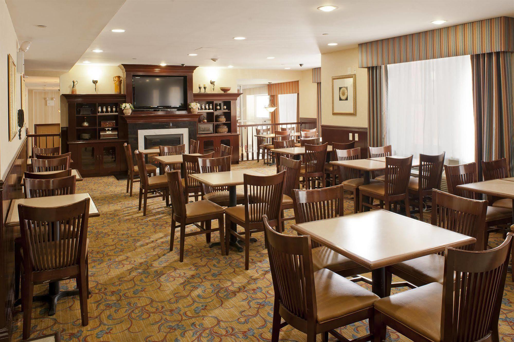 Queens County And Hotel