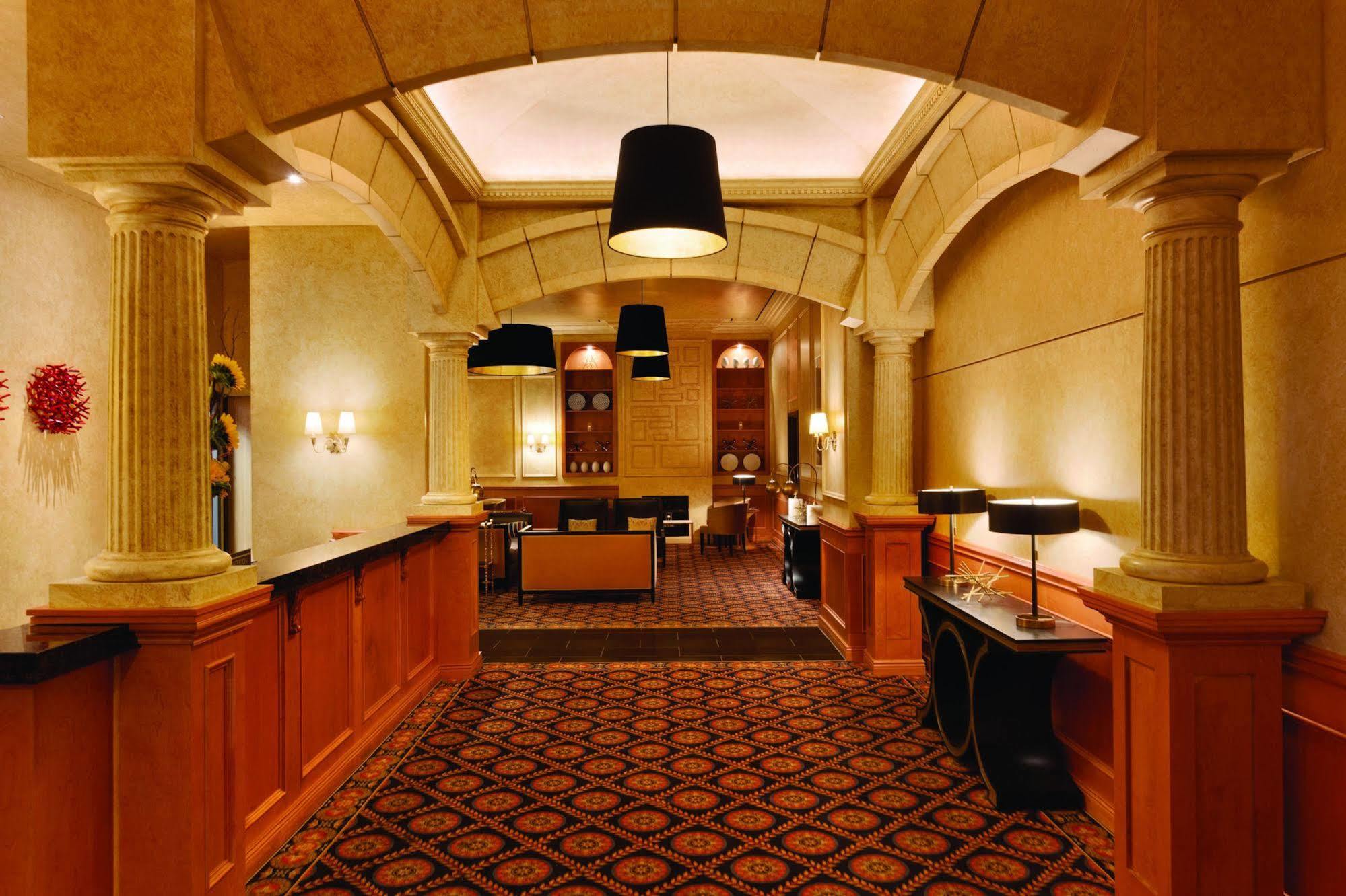 Hotel Executive Le Soleil New York